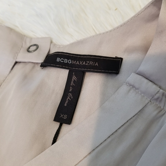 NWT Snap Button Up Romper - Picture 3 of 7